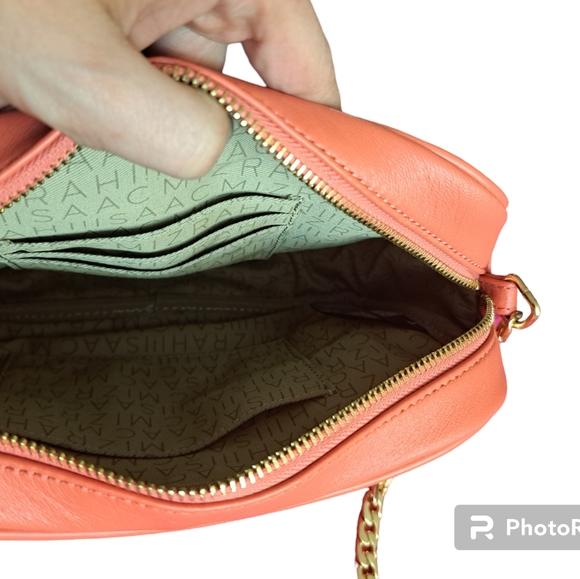 Brand new and without tags Isaac Mizhari purse with tassle and partial chain str - Picture 3 of 13